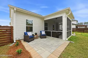 221 E Red Head Cir, Sneads Ferry, NC 28460 - Photo 37