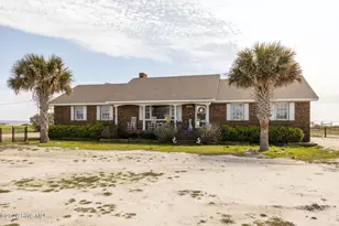 1286 Island Rd, Harkers Island, NC 28531 - Photo 3