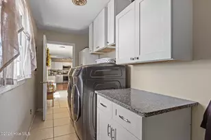 1286 Island Rd, Harkers Island, NC 28531 - Photo 5
