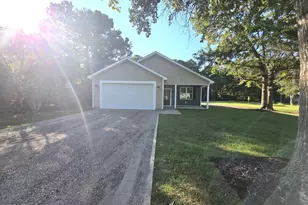 126 Kathy St, Sneads Ferry, NC 28460 - Photo 1