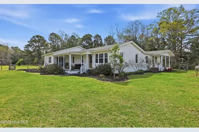 635 Little Macedonia Road NW, Supply, NC 28462 - Photo 1
