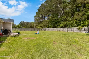101 Woodbury Farm Dr, Jacksonville, NC 28540 - Photo 19