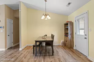 101 Woodbury Farm Dr, Jacksonville, NC 28540 - Photo 9