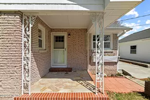 106 Elizabeth St, Richlands, NC 28574 - Photo 3