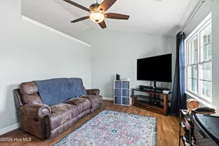 211 Lockwood Ct, Hubert, NC 28539 - Photo 5