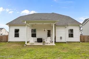 209 E Red Head Cir, Sneads Ferry, NC 28460 - Photo 49