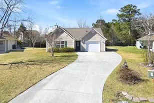 111 Bay Tree Cir, Hampstead, NC 28443 - Photo 5