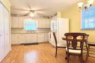 200 Elm St, Whiteville, NC 28472 - Photo 21