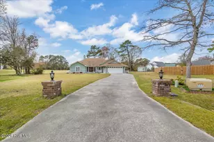 104 Greenview Ct, Hampstead, NC 28443 - Photo 5