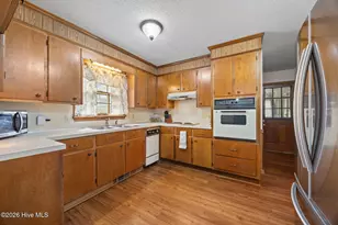 310 W 17th St, Scotland Neck, NC 27874 - Photo 15