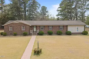 310 W 17th St, Scotland Neck, NC 27874 - Photo 1