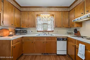 310 W 17th St, Scotland Neck, NC 27874 - Photo 13