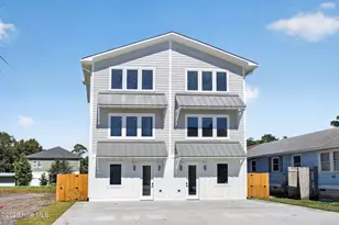 504 Greenville Ave, Carolina Beach, NC 28428 - Photo 5