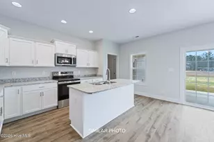 500 Huggins Wy, Jacksonville, NC 28546 - Photo 17