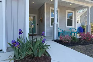 106 NW 19th St, Oak Island, NC 28465 - Photo 3