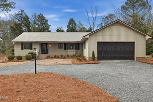 102 Scuppernong Ct, West End, NC 27376 - Photo 1