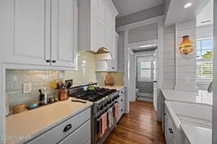 365 E Harborside Rd, Oriental, NC 28571 - Photo 15