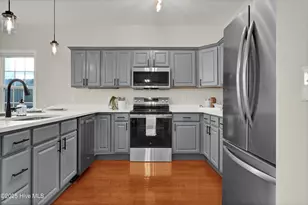 405 S 6th St, Wilmington, NC 28401 - Photo 9