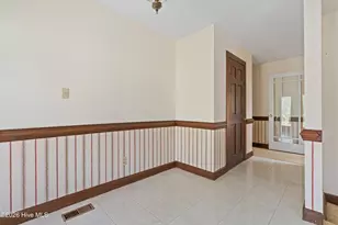 4318 Country Club Dr N, Wilson, NC 27896 - Photo 5