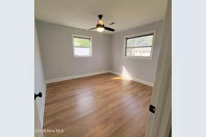 200 S Smith Street, Burgaw, NC 28425 - Photo 7