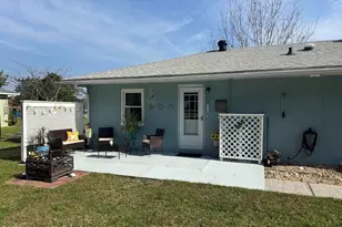 923 N Yaupon Terrace, Morehead City, NC 28557 - Photo 5