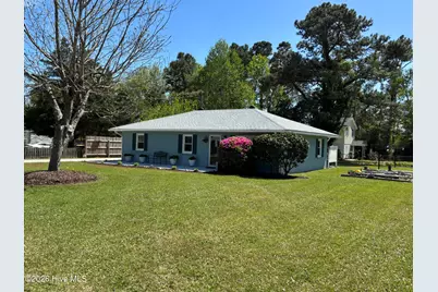923 N Yaupon Terrace, Morehead City, NC 28557 - Photo 3