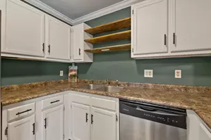 625 Shadowridge Rd, Jacksonville, NC 28546 - Photo 7