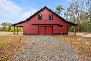 1050 Lakebay Rd, Vass, NC 28394 - Photo 7