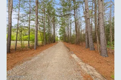1050 Lakebay Road, Vass, NC 28394 - Photo 9