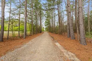 1050 Lakebay Rd, Vass, NC 28394 - Photo 9