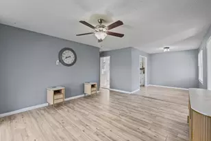 409 Jarman St, Jacksonville, NC 28540 - Photo 9
