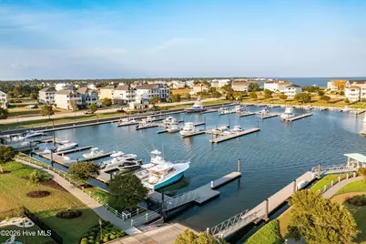 646 Cannonsgate Drive, Newport, NC 28570 - Photo 13