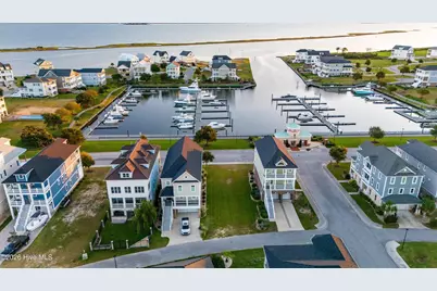 646 Cannonsgate Drive, Newport, NC 28570 - Photo 23
