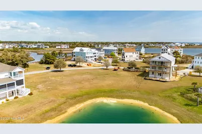 646 Cannonsgate Drive, Newport, NC 28570 - Photo 29