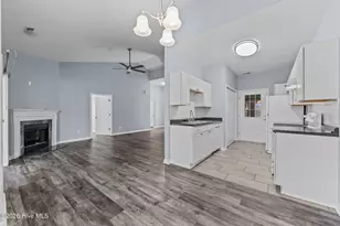 112 Kensington Wy, Aberdeen, NC 28315 - Photo 9