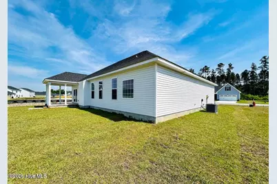 834 Hidden Bridge Drive, Jacksonville, NC 28546 - Photo 3