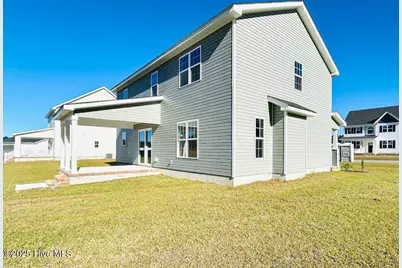 833 Hidden Bridge Drive, Jacksonville, NC 28546 - Photo 9