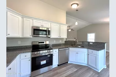 835 Hidden Bridge Drive, Jacksonville, NC 28546 - Photo 27