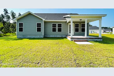 835 Hidden Bridge Drive, Jacksonville, NC 28546 - Photo 9