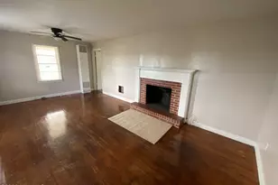 31 Abron St, Clinton, NC 28328 - Photo 13