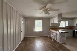 31 Abron St, Clinton, NC 28328 - Photo 21