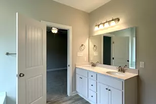 832 Hidden Brg Dr, Jacksonville, NC 28546 - Photo 49