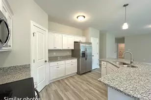 832 Hidden Brg Dr, Jacksonville, NC 28546 - Photo 21