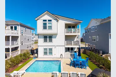 4616 Lindbergh Avenue, Kitty Hawk, NC 27949 - Photo 1