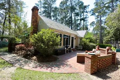 370 E Morganton Road, Southern Pines, NC 28387 - Photo 1