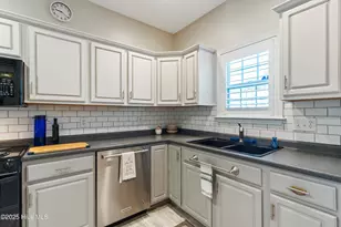1137 Island Cove, Wilmington, NC 28412 - Photo 9