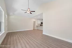 184 Elm Rd, Southport, NC 28461 - Photo 9