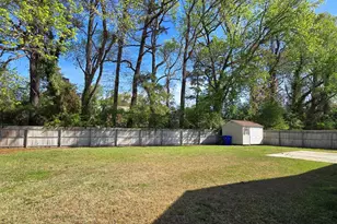 3648 Thornbrook Dr, Greenville, NC 27834 - Photo 37