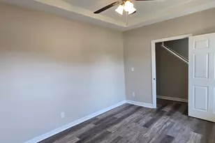3648 Thornbrook Dr, Greenville, NC 27834 - Photo 7