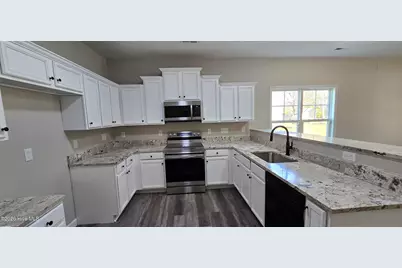 3648 Thornbrook Drive, Greenville, NC 27834 - Photo 9